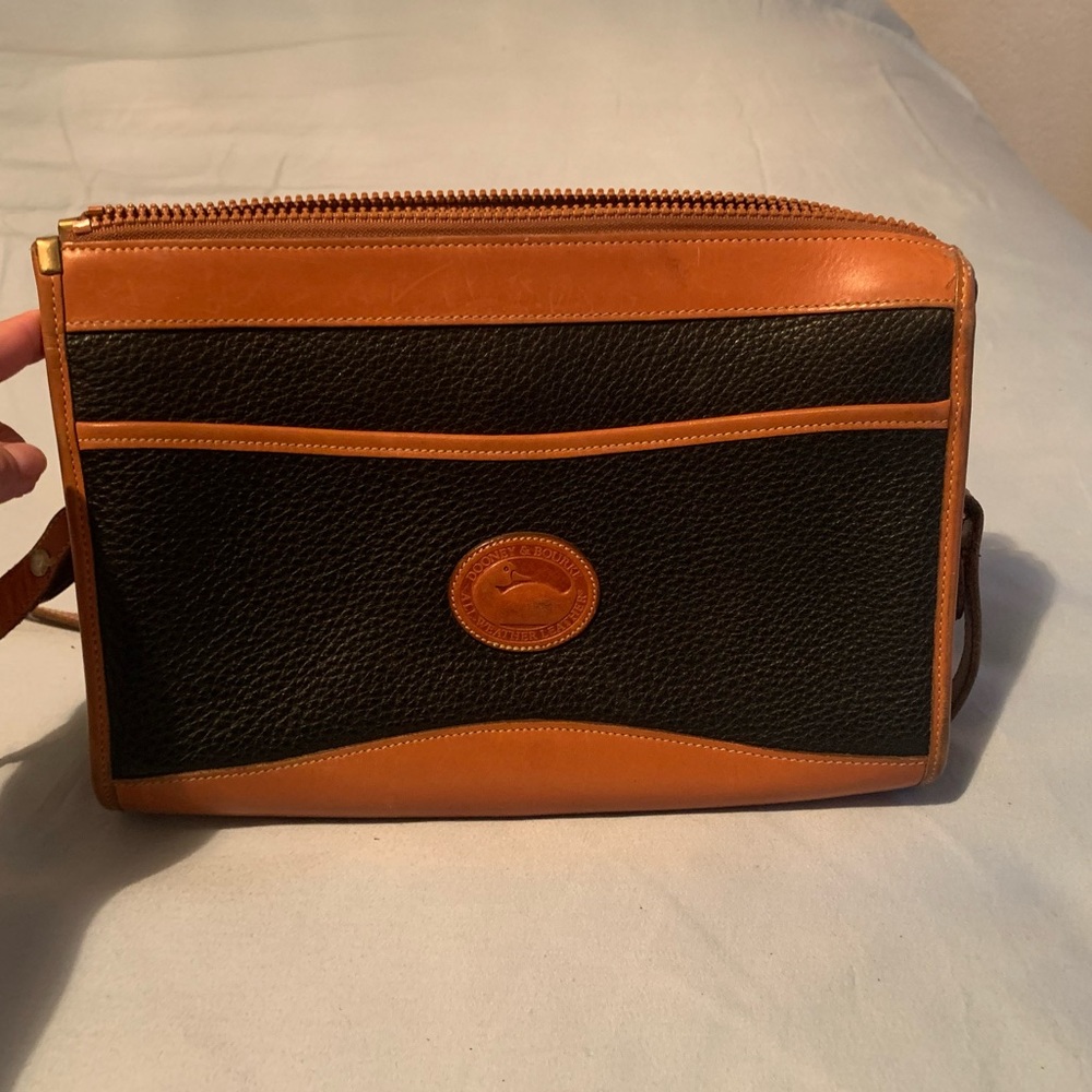 Vintage Dooney & Bourke Crossbody